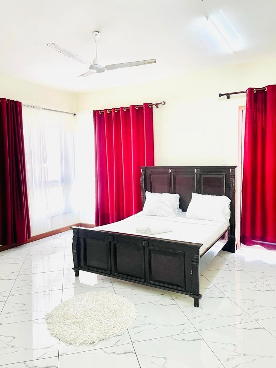 Nyali Seaview 3 Bedroom Apartment *